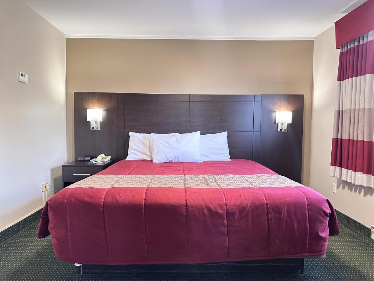 Colonial House Motor Inn Перт Экстерьер фото